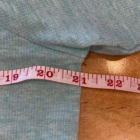 L.L. Bean Womens 1/4 Button Pullover Rugby Sweatshirt Mint Green Medium - Picture 8 of 9